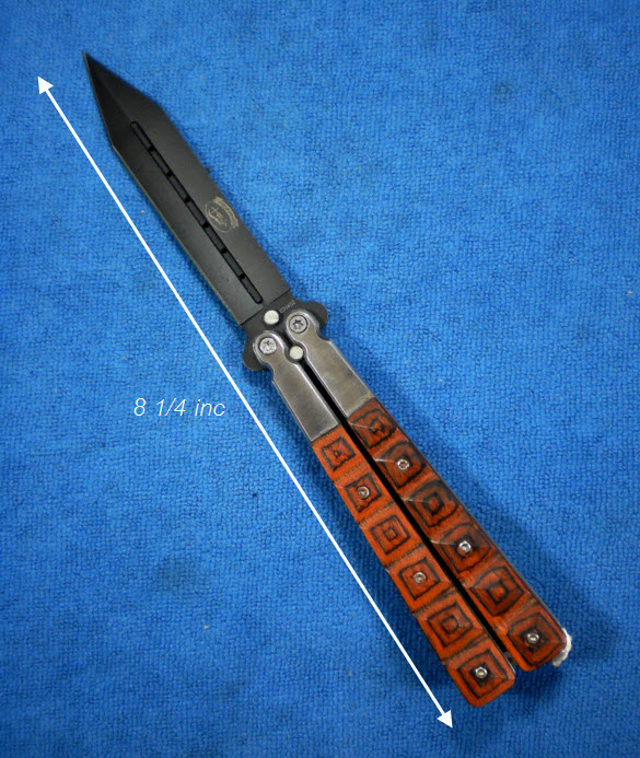 มีดควงสแตนเลสชุบดำ ด้ามลายไม้พร้อมซองพก