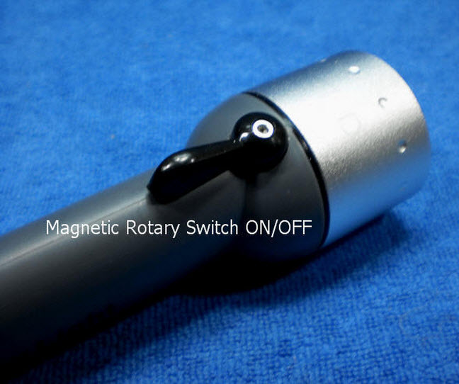 ไฟฉายสำหรับนักดำน้ำ หลอด CREE Q5 ถ่าน AA อัลคาไลน์