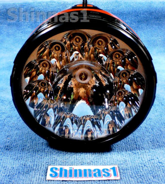 ไฟฉายติดบ้านหูหิ้วขนาดใหญ่ 6610 ชาร์ทไฟบ้านได้