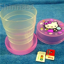 *แก้วน้ำส่วนตัวแบบพับเก็บได้ ลายการ์ตูน 10 ใบ 50 บาท