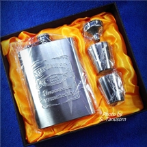 ชุดขวดเหล้าสแตนเลสสตีล Jack Daniel's+อุปกรณ์ 