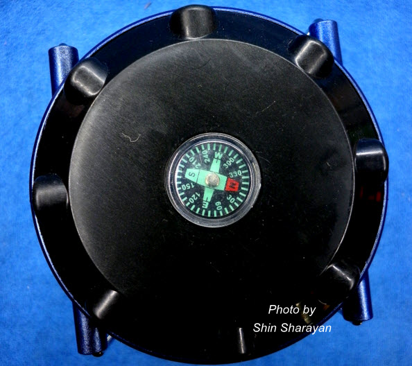 ตะเกียงแคมปิ้ง ไฟ 18 LED+ไฟฉายเล็ก 1 LED 999