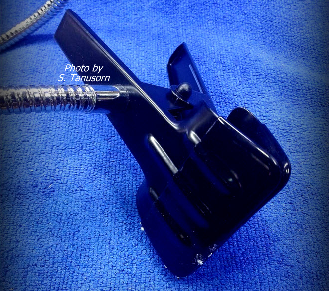 แว่นขยายแบบมีขาหนีบมีไฟ เลนส์ 2x 130 มิล 5x 26 มิล