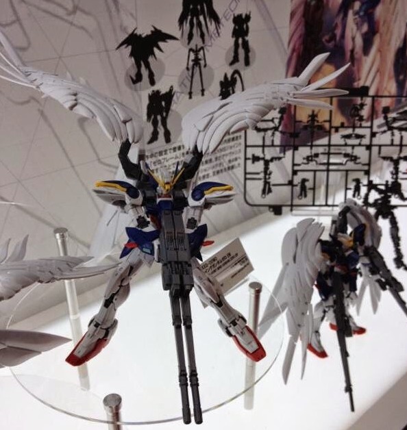 RG Wing Gundam Zero Custom EW