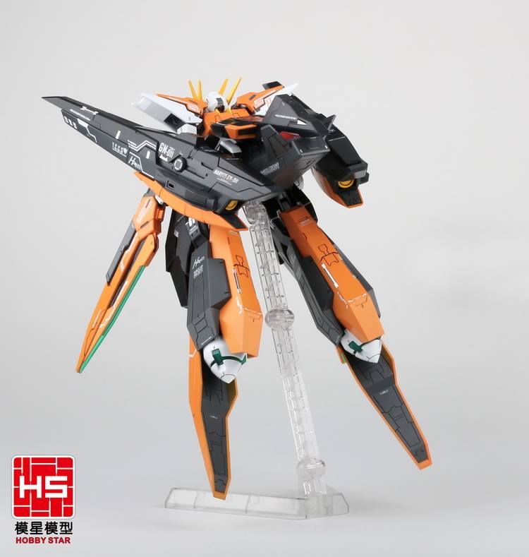 HG Harute gundam + GN Boosters