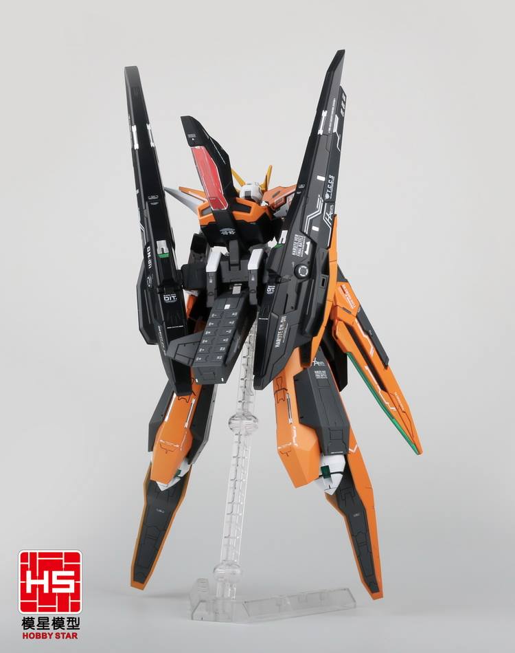 HG Harute gundam + GN Boosters