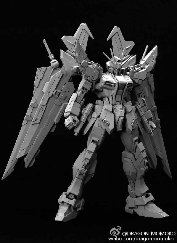 MG 1/100 Strike Noir