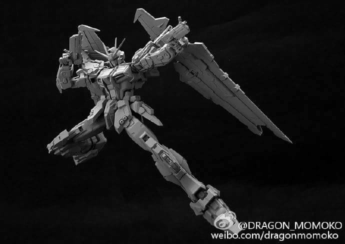 MG 1/100 Strike Noir