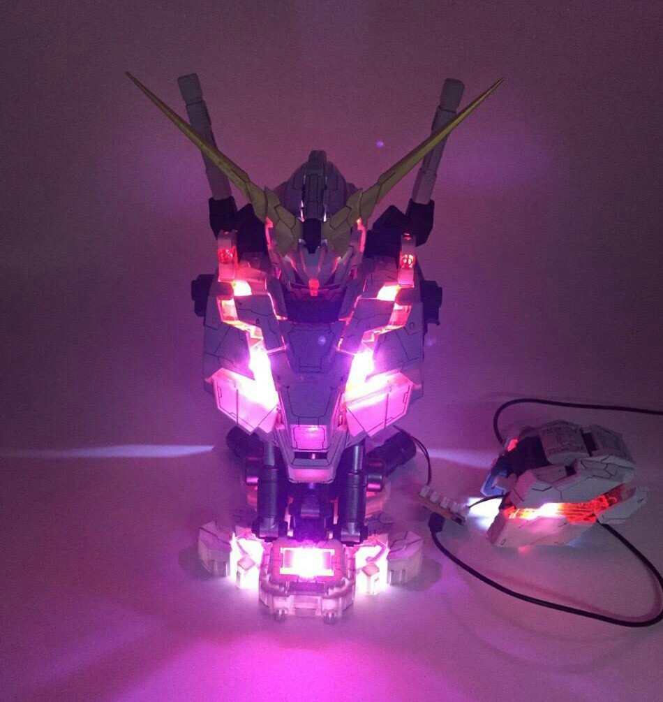1/35 Unicorn HEAD + LED