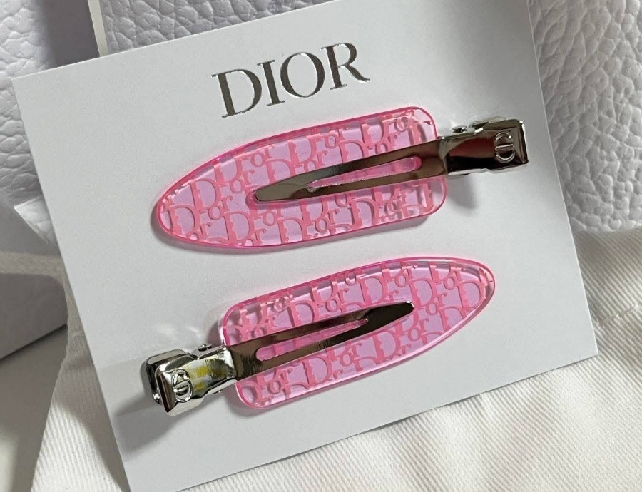 ไม่มีกล่อง - Dior Backstage Rosy Glow Hair Clip