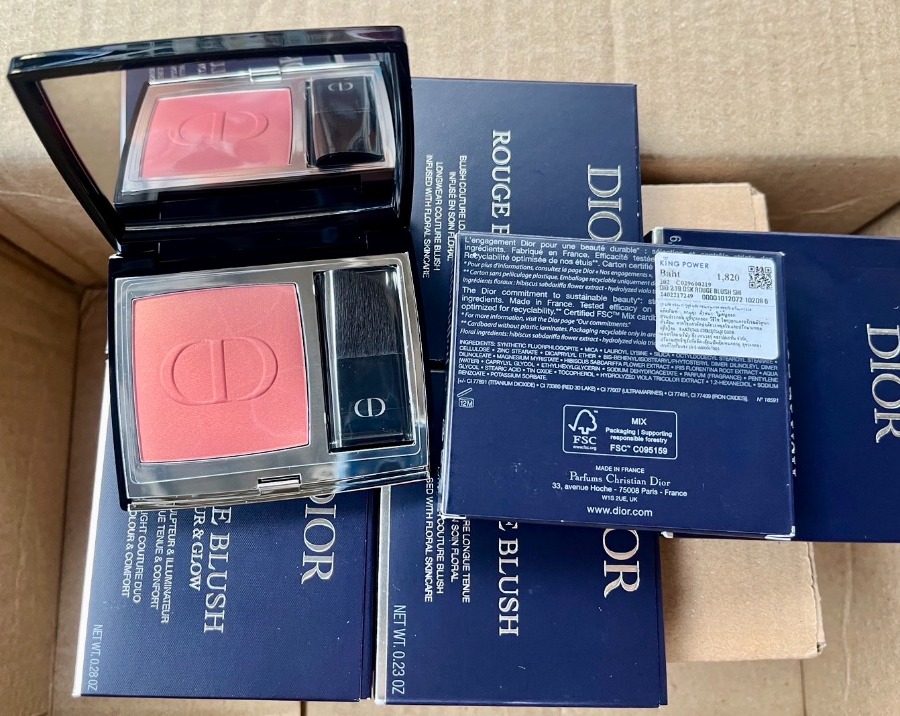 ป้าย/King Dior Forever Rouge Blush 6.7g #219 Rose Montaigne - Shimmer (เคาเตอร์ 2,200฿)