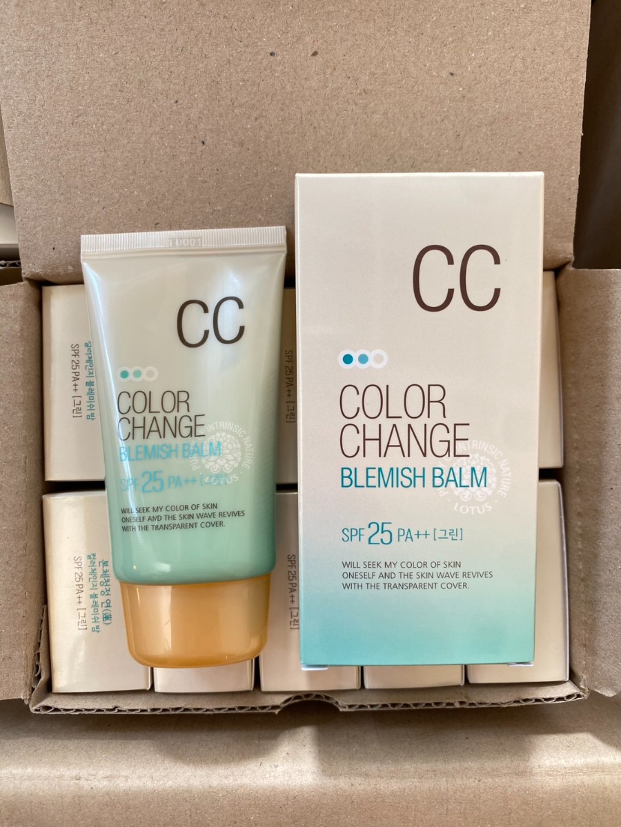 เขียว Welcos Color Change Blemish Balm SPF25 PA++ 50ml.