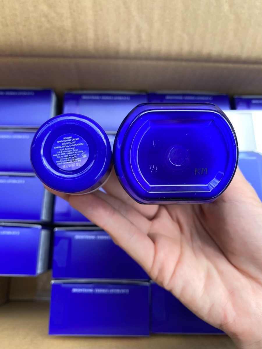 เซตสุดคุ้ม - Kose Sekkisei Brightening Essence Lotion 200ml. + Brightening Cream 10g. (เคาเตอร์ 1,100฿)