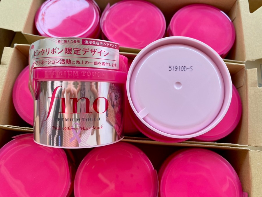 แพ็คเกจ Limited Edition in Japan Shiseido Fino Premium Touch 230g.