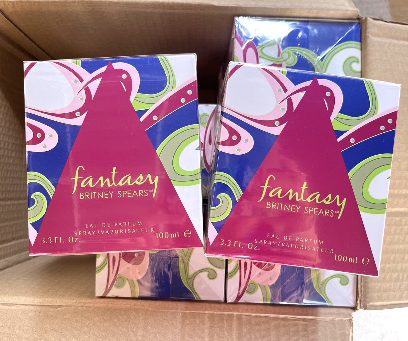 ชมพู Britney Spears Fantasy EDP 100ml. (เคาเตอร์ 3,600฿)