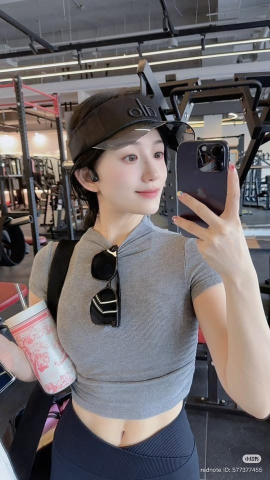 (แก้วสีแดง+ถุง+กล่อง) Dior Platinum Birthday Gift