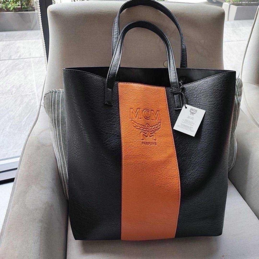 กระเป๋า MCM Tote Bag