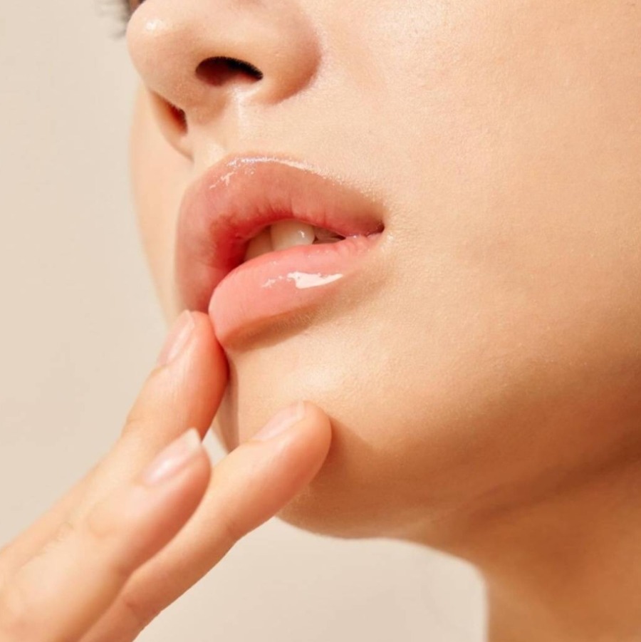 The History of Whoo Royal Essential Golden Lipcerin 15ml.