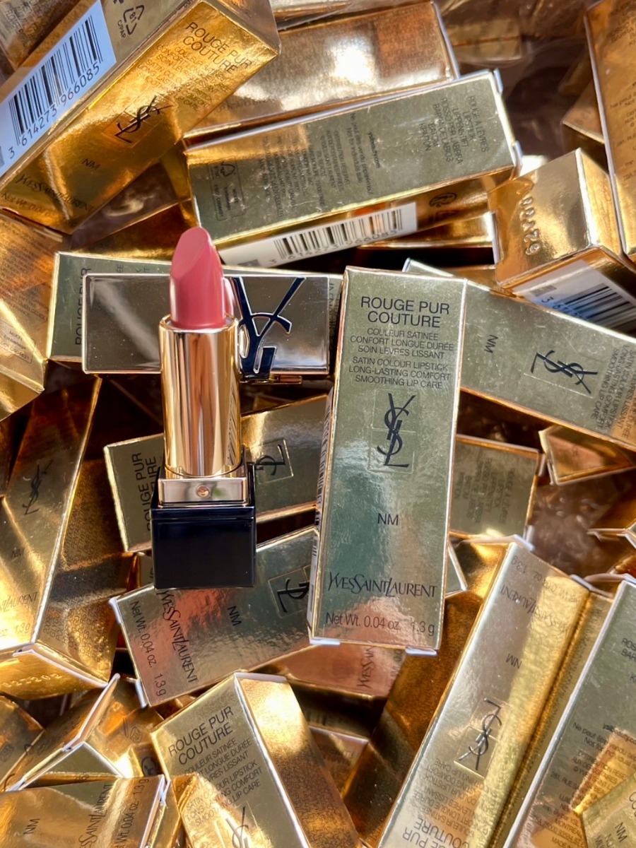 (มีกล่อง) - YSL Rouge Pur Couture Satin Lipstick 1.3g. #NM NU MUSE