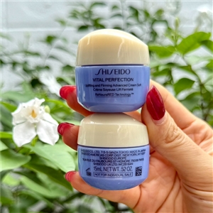 กระปุกฟ้า Shiseido Vital Perfection Uplifting and Firming Advanced Cream Soft 15ml.