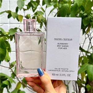 กล่องเทสเตอร์ - Burberry Brit Sheer Eau De Toilette 100ml. (เคาเตอร์ 4,500฿)