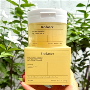 กระปุกเหลือง Biodance Vita Niacinamide Gel Toner 60 Pads