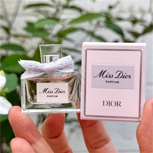 Miss Dior Parfum ขนาด 5ml.