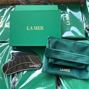 แพ็คเกจใหม่ (กล่อง+ถุงผ้า) กัวซา La Mer Gua Sha