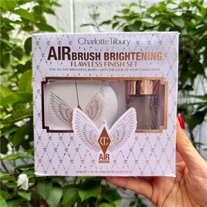 Charlotte Tilbury's Airbrush Brightening Flawless Finish Set