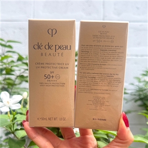สูตรใหม่ Cle De Peau Beaute UV Protection Cream SPF50 PA+++ 50ml. (เคาเตอร์ 4,500฿)