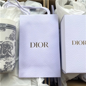 (แก้วสีขาว+ถุง+กล่อง) Dior Platinum Birthday Gift