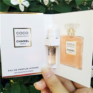 ไวออล Chanel CoCo Mademoiselle Intense Eau De Parfum 1.5ml.