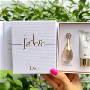 Dior J'adore Eau de Parfum infinissime 5ml & Body Milk 20ml.