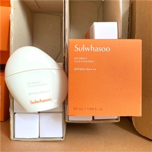 กันแดด Sulwhasoo UV Daily Fluid Sunscreen SPF 50+/Pa+++ 50ml. (เคาเตอร์ 1,700฿)