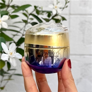 NoBoxไม่มีกล่อง - Shiseido Vital Perfection Uplifting and Firming Advanced Cream Soft 50ml. (เคาเตอร์ 4,500฿)