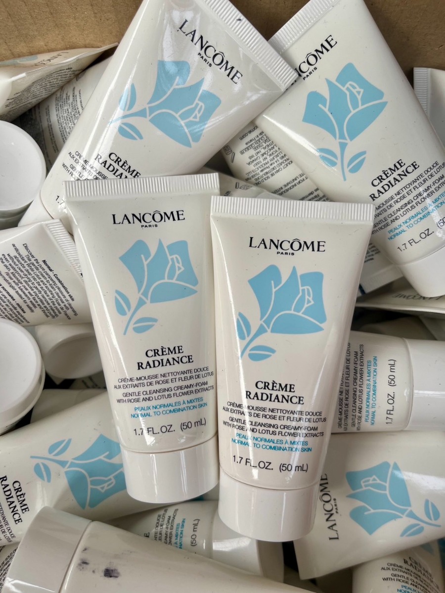 Lancome Creme Radiance Gentle Cleansing Creamy-Foam Cleanser 50ml.