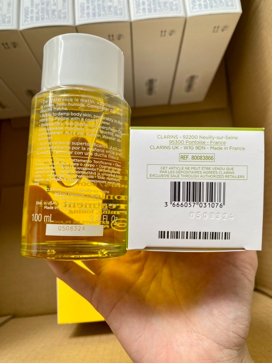 Clarins Tonic Body Treatment Oil 100ml. (เคาเตอร์ 3,100฿)