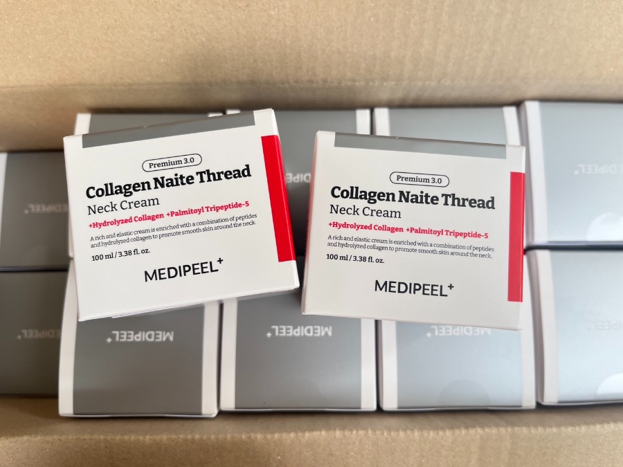 ครีมทาคอเหี่ยว Medi-Peel Neck Cream 100ml.