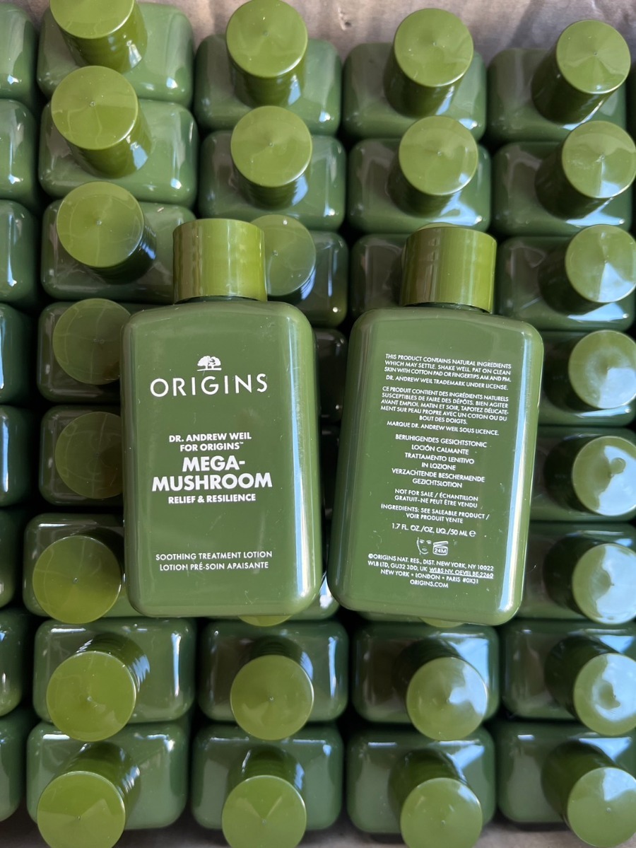 Origins Dr.Andrew Mega-Mushroom Relief & Resilience Soothing Treatment Lotion ขนาด 50ml.