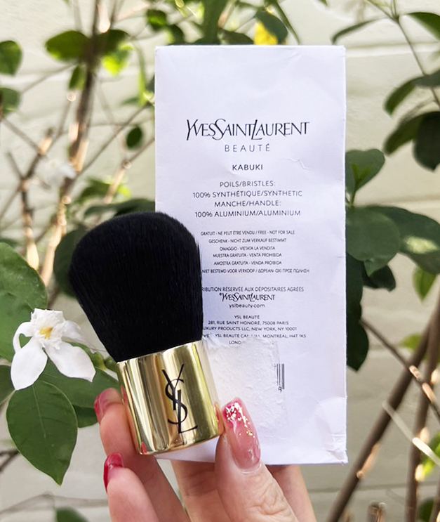 YSL Yves Saint Laurent Kabuki Brush