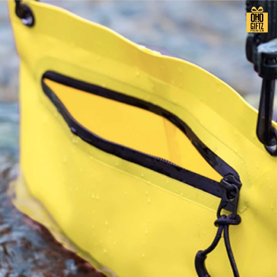 กระเป๋ากันน้ำสะพายได้ สกรีนโลโก้ ทำเป็นของพรีเมี่ยมได้