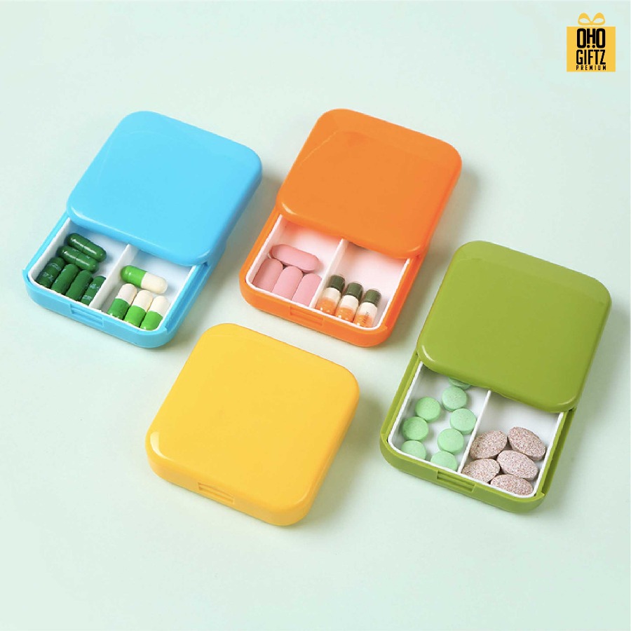 กล่องใส่ยาสี่เหลี่ยมพกพา สกรีนชื่อ สกรีนโลโก้ ทำเป็นของพรีเมี่ยมได้ 