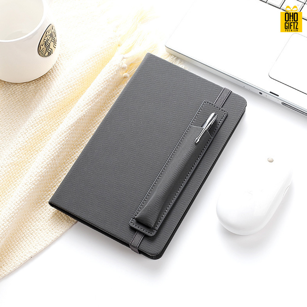 สมุดโน๊ตปกหนัง A5 พร้อมซองใส่ปากกา สกรีนโลโก้ ทำของพรีเมี่ยมได้