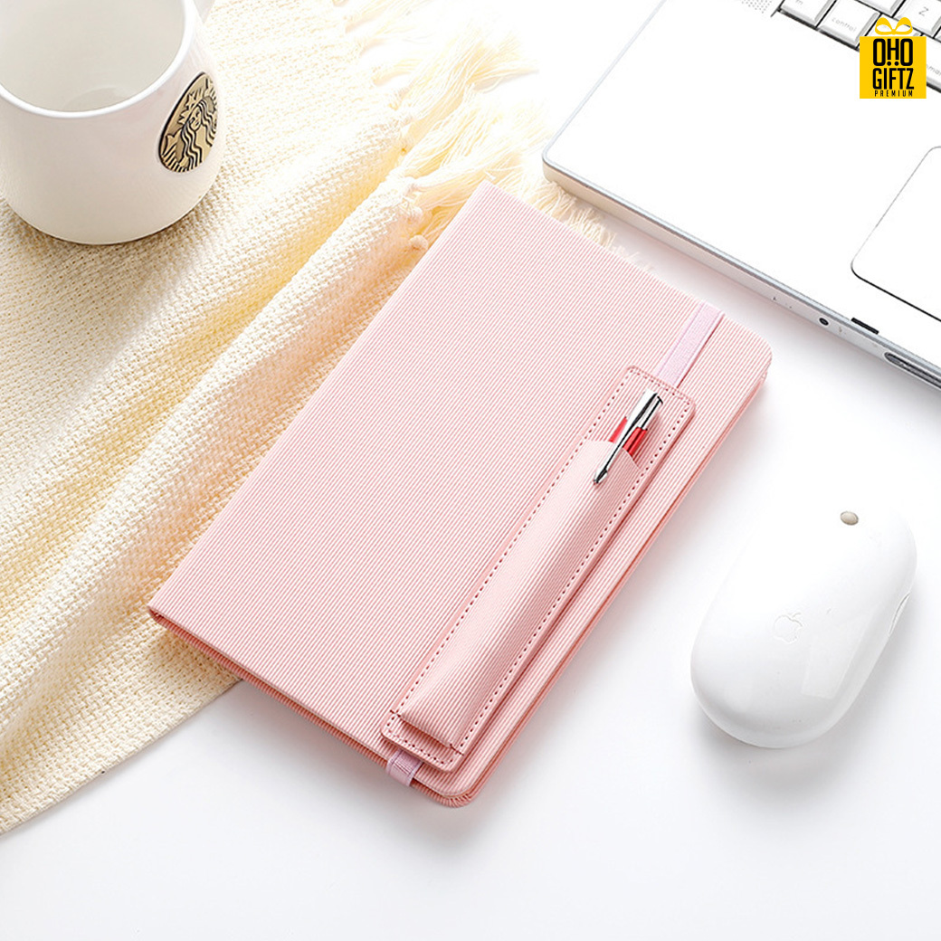 สมุดโน๊ตปกหนัง A5 พร้อมซองใส่ปากกา สกรีนโลโก้ ทำของพรีเมี่ยมได้