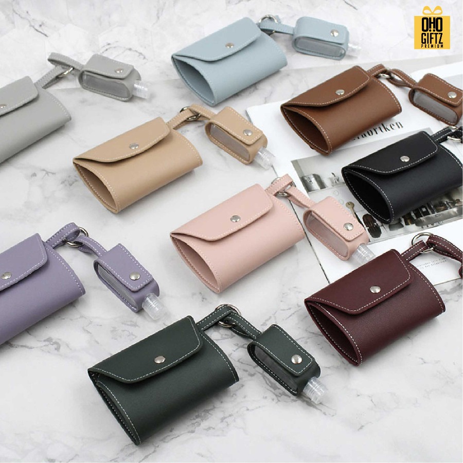 ซองหนัง PU เก็บหน้ากากอนามัยและปลอกขวดเจลแอลกอฮอล์ สกรีนชื่อ สกรีนโลโก้ ทำเป็นของพรีเมี่ยมได้ 