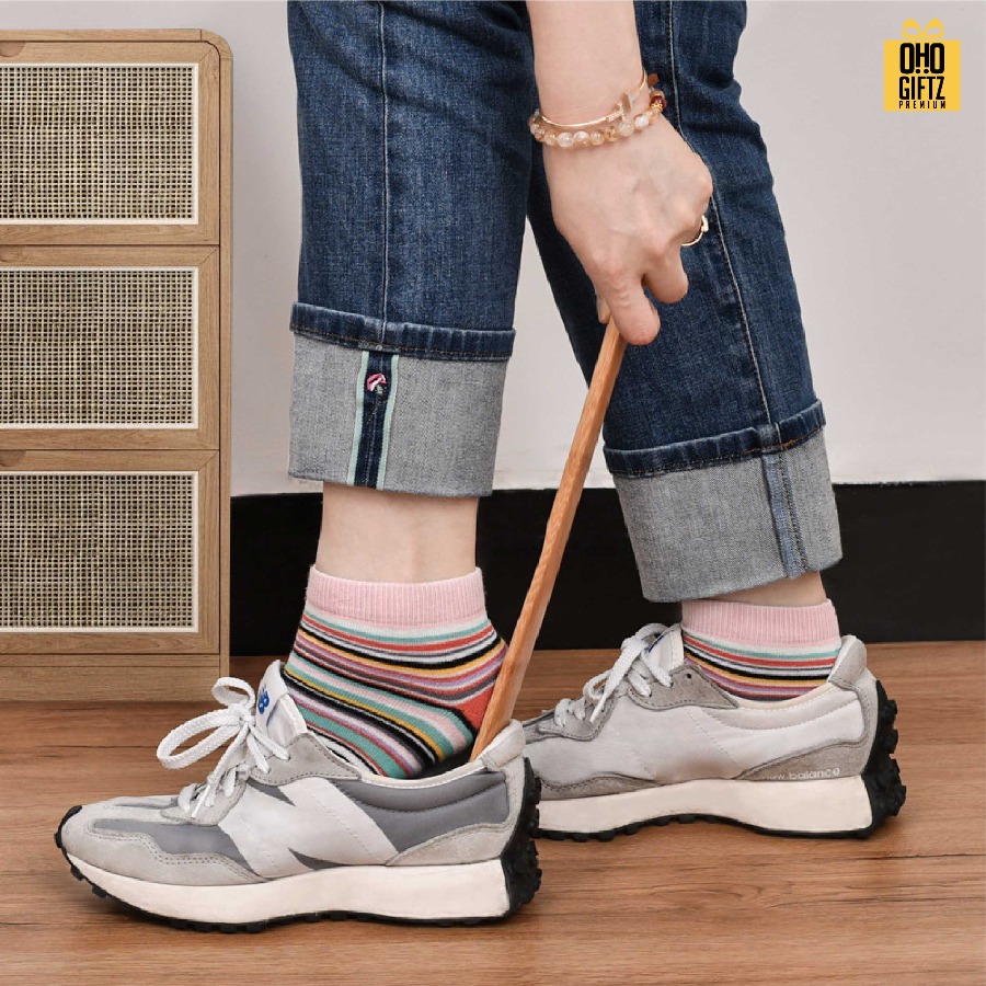 ที่ใส่รองเท้าไม้ไผ่ สกรีนโลโก้ ทำเป็นของพรีเมี่ยมได้