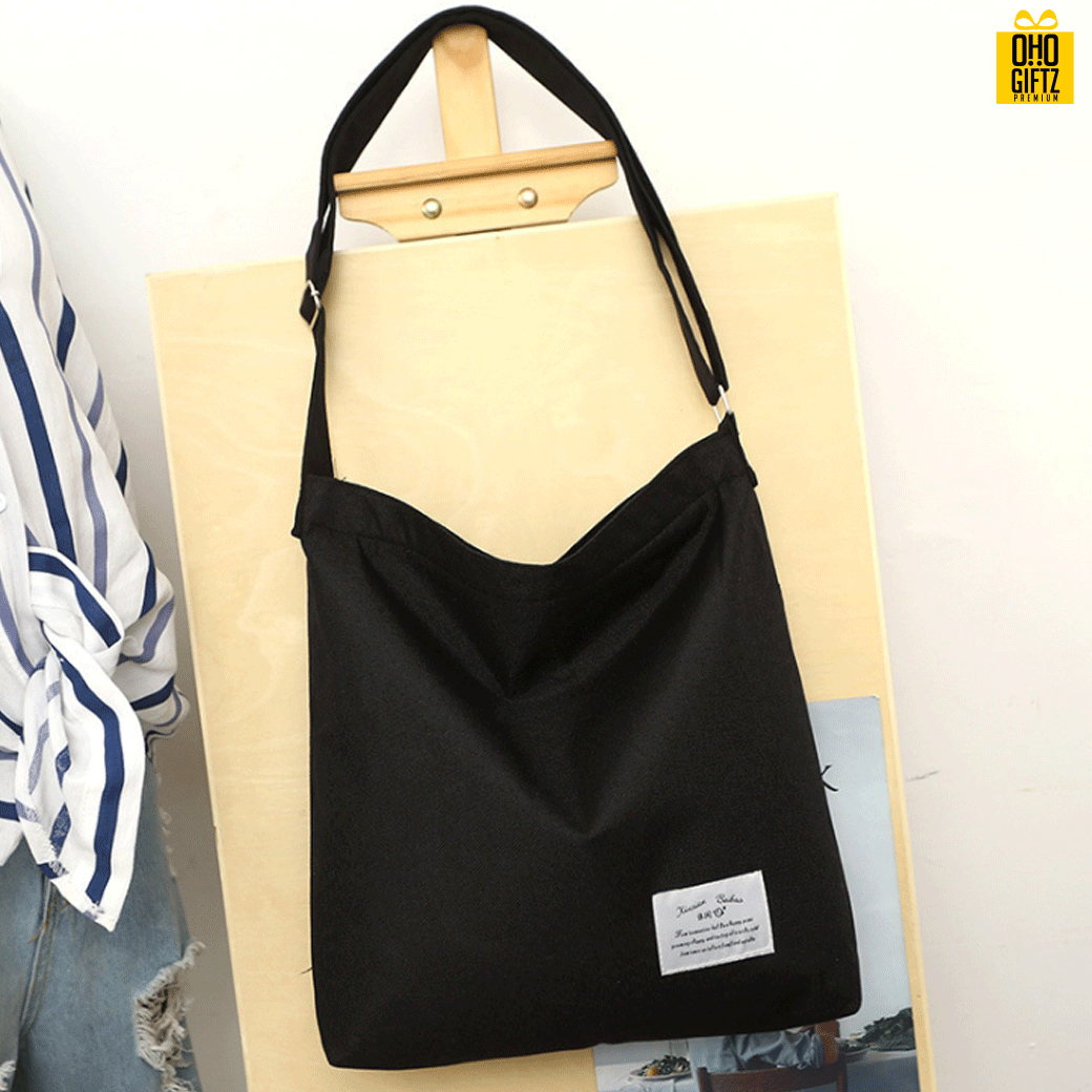 กระเป๋าผ้าสะพายข้าง  สกรีนโลโก้ ทำเป็นของพรีเมี่ยม