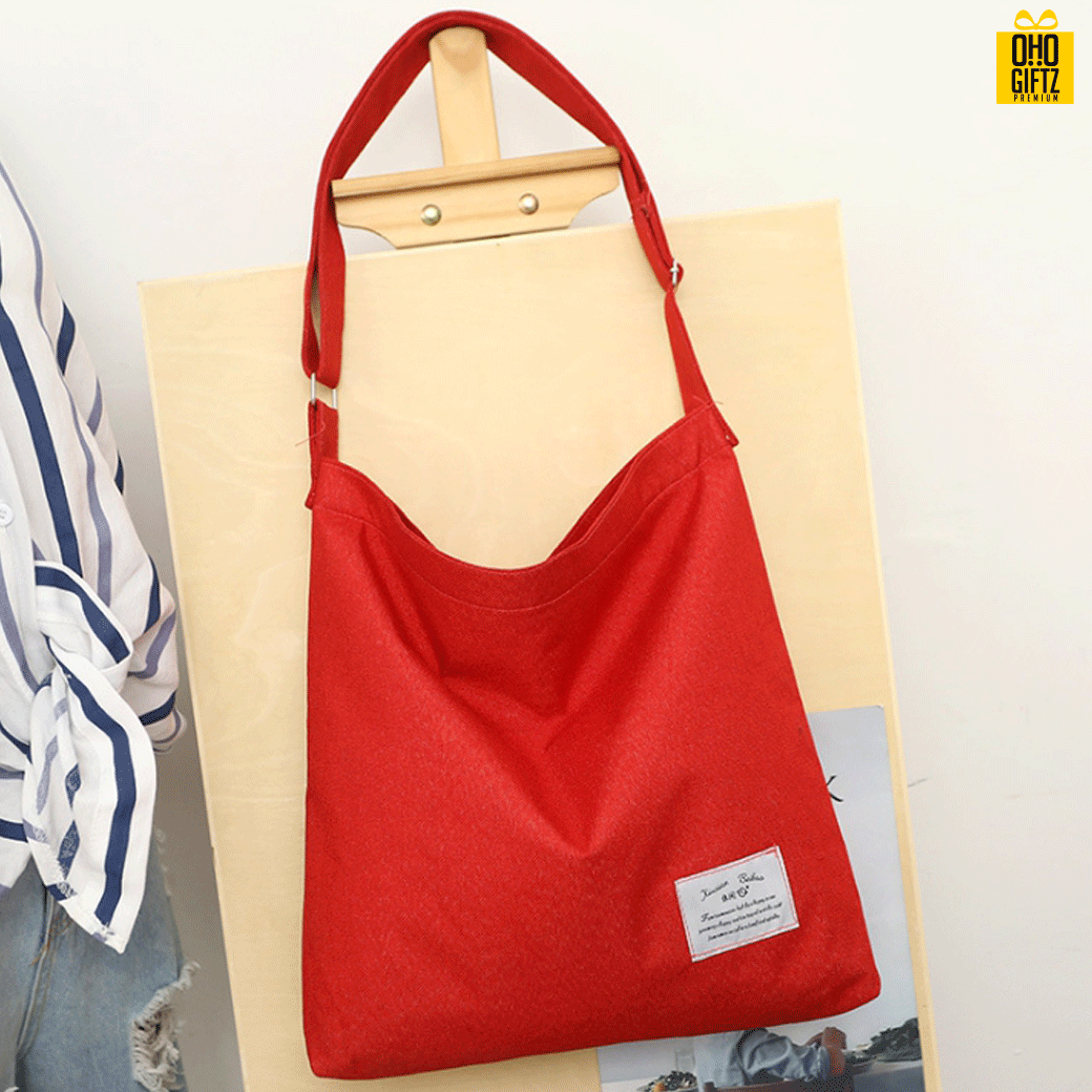 กระเป๋าผ้าสะพายข้าง  สกรีนโลโก้ ทำเป็นของพรีเมี่ยม