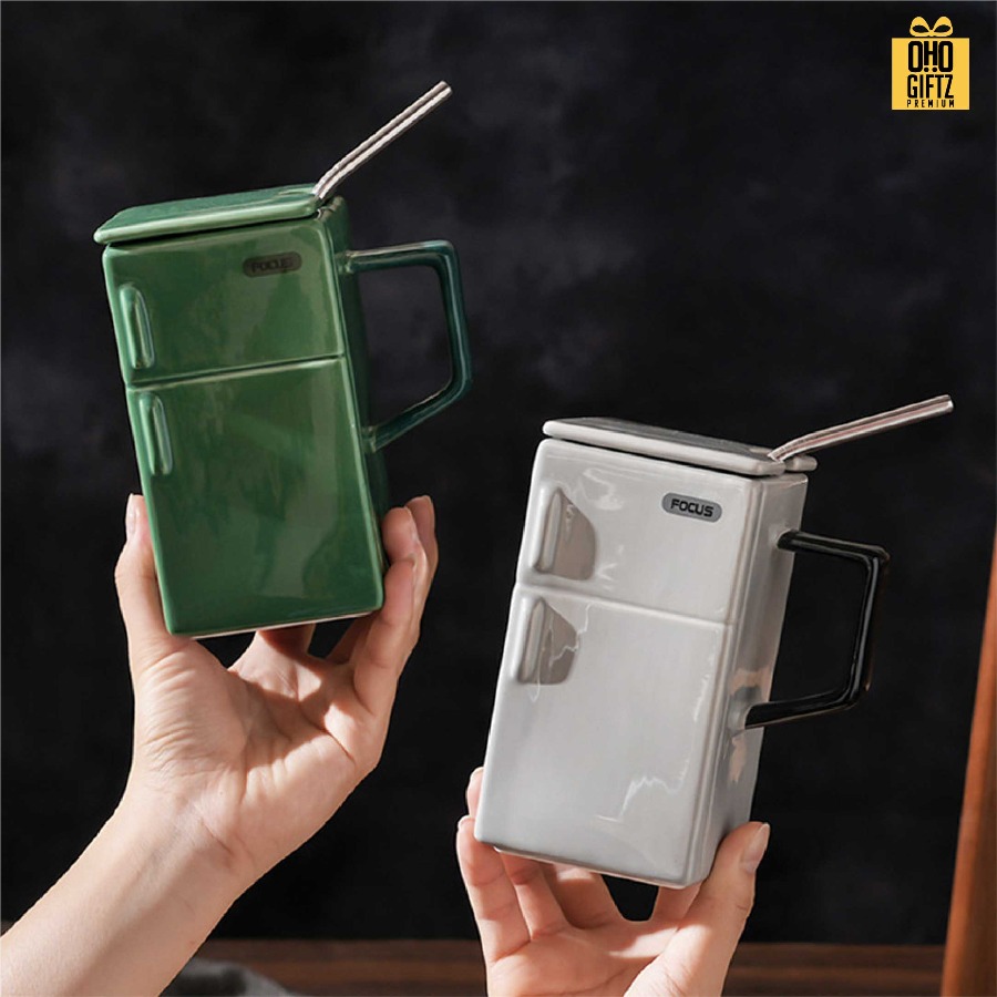 แก้วเซรามิคทรงตู้เย็นเรโทร สกรีนชื่อ สกรีนโลโก้ ทำเป็นของพรีเมี่ยมได้