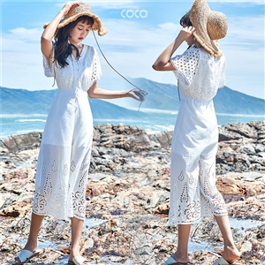 [COCO] จั้มสูทกางเกงสีขาวลุคสวยหวาน